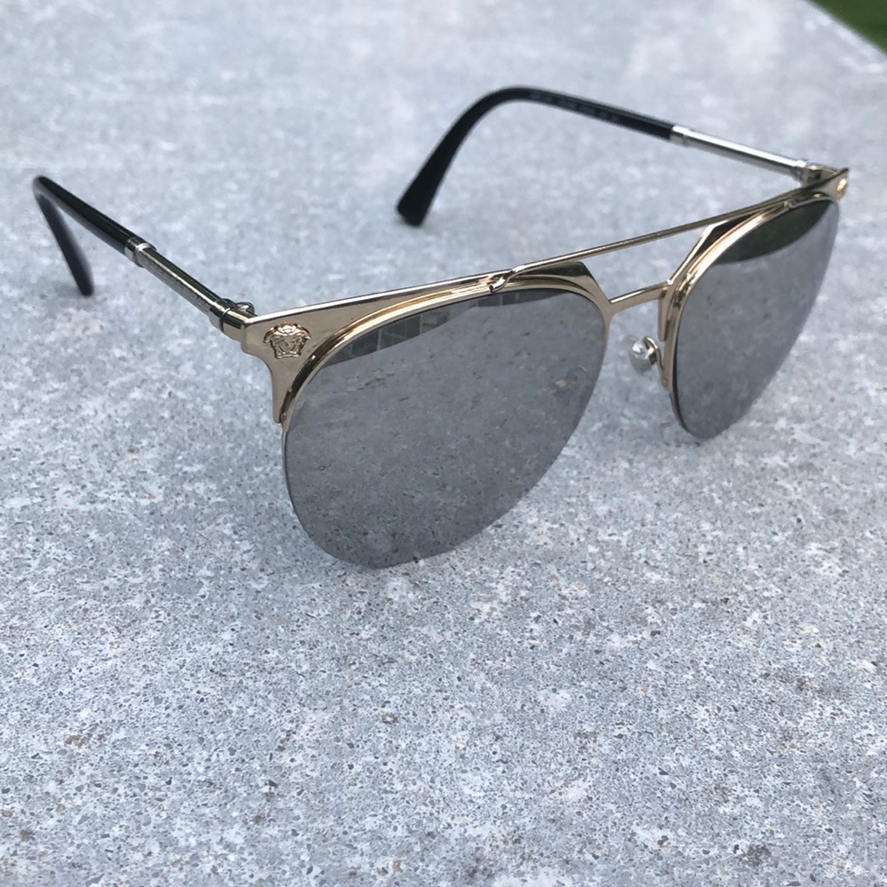 Versace Sunglasses VE2181